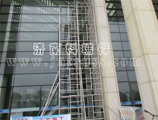 天津高鐵站搭建腳手架8層15米高案例