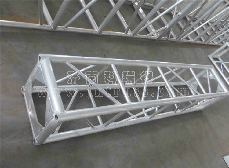 如何提高鋁合金桁架耐酸堿性的能力？